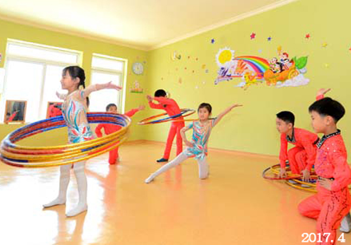 6-밝게 자라는 장애자들